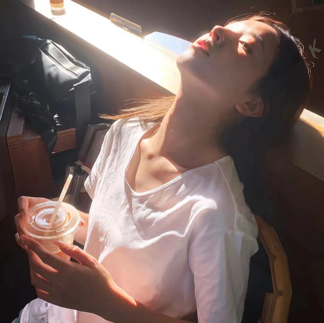 茱莉小姐